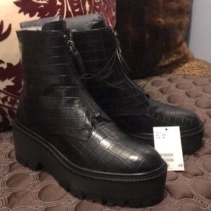 NEW out of stock at H&M Warm Lined Croc Platforms